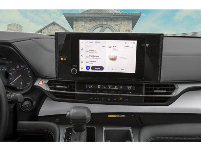 2025 Toyota Sienna LE San Antonio TX