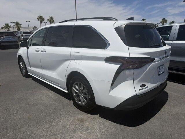 2025 Toyota Sienna LE Yuma AZ