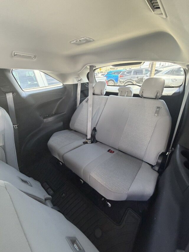2025 Toyota Sienna LE Yuma AZ