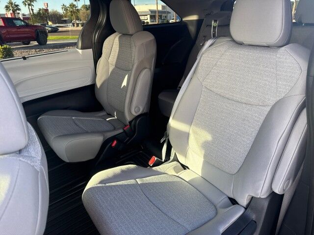 2025 Toyota Sienna LE Yuma AZ