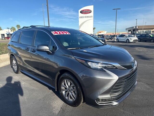 2025 Toyota Sienna LE Yuma AZ