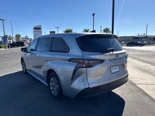 2025 Toyota Sienna LE Yuma AZ