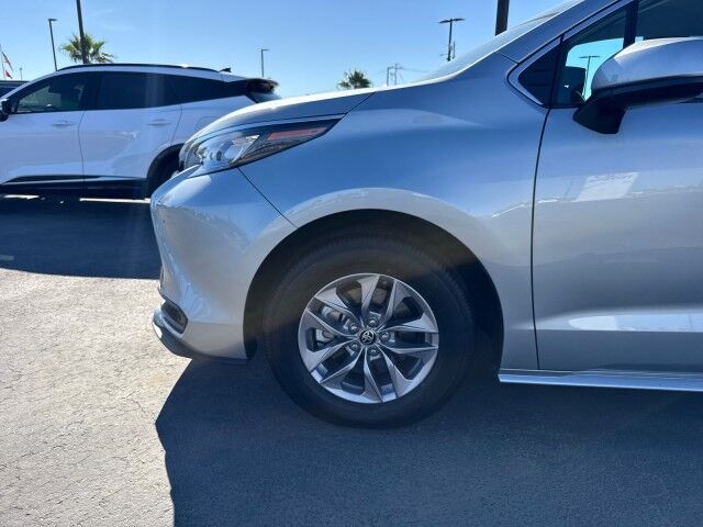 2025 Toyota Sienna LE Yuma AZ