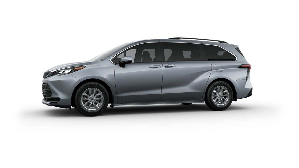 2025 Toyota Sienna LE Stafford VA