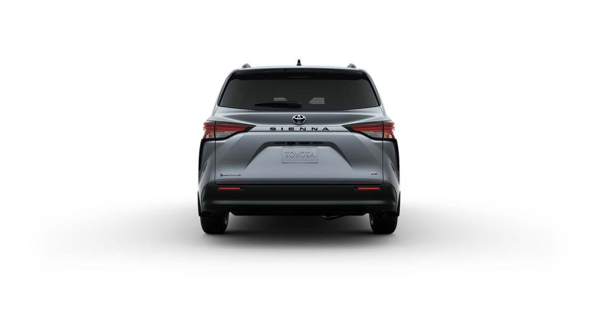 2025 Toyota Sienna LE Laurel MD