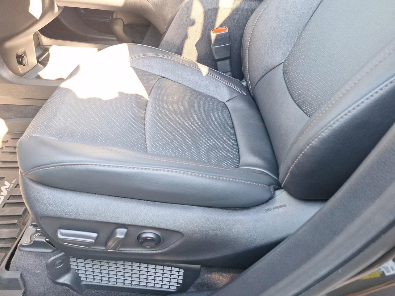 2025 Toyota Sienna Limited Hurst TX