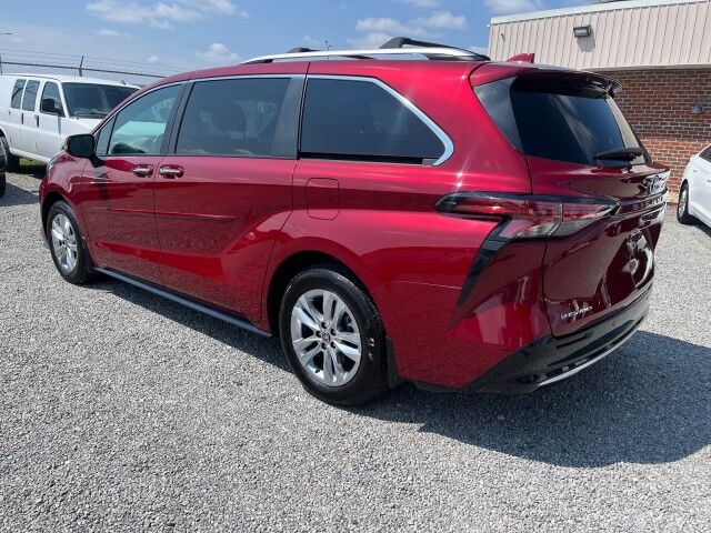 2025 Toyota Sienna Limited Hybrid AWD Ashland VA