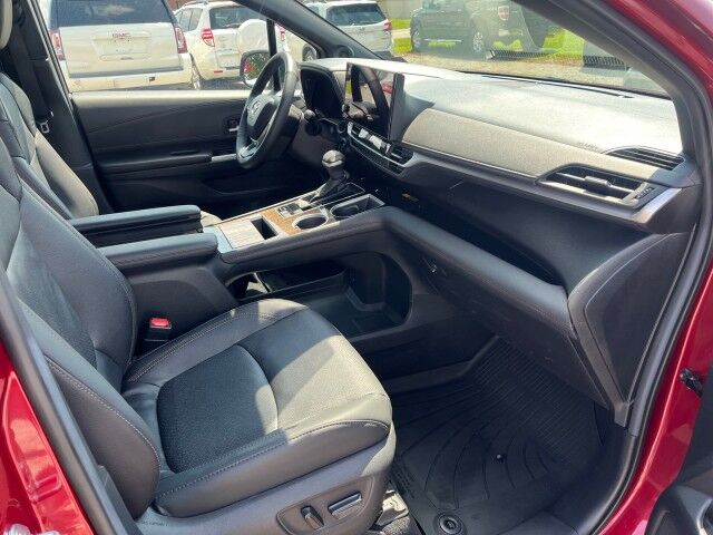 2025 Toyota Sienna Limited Hybrid AWD Ashland VA