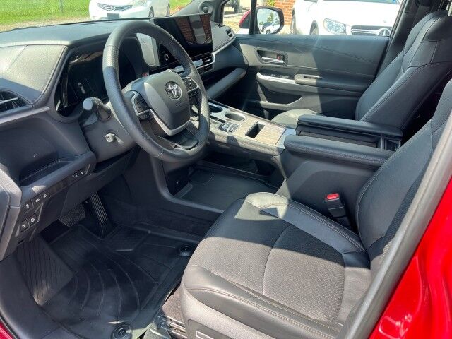 2025 Toyota Sienna Limited Hybrid AWD Ashland VA