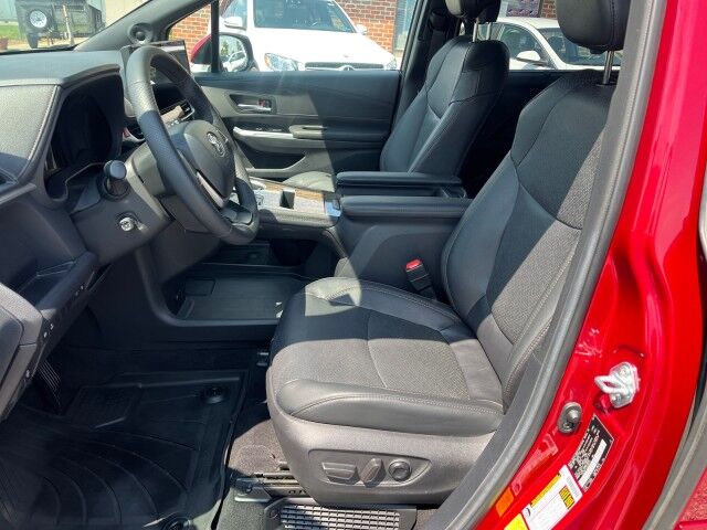 2025 Toyota Sienna Limited Hybrid AWD Ashland VA