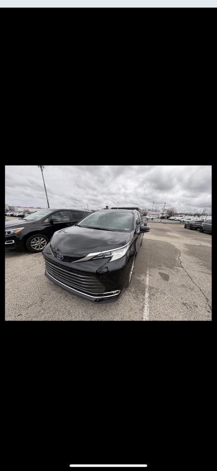 2025 Toyota Sienna Limited