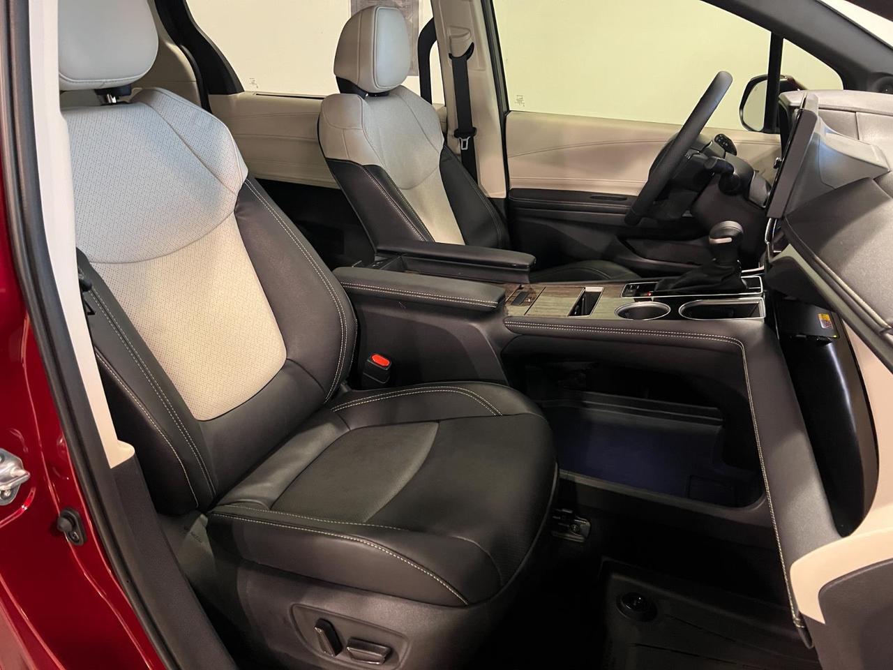 2025 Toyota Sienna Limited Parker CO