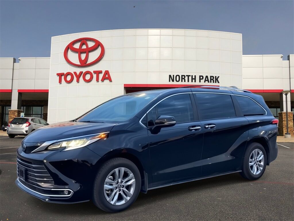 2025 Toyota Sienna Limited