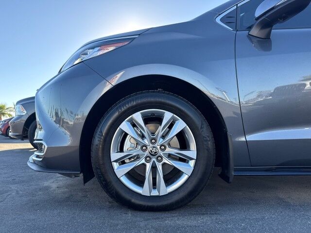 2025 Toyota Sienna Limited Yuma AZ