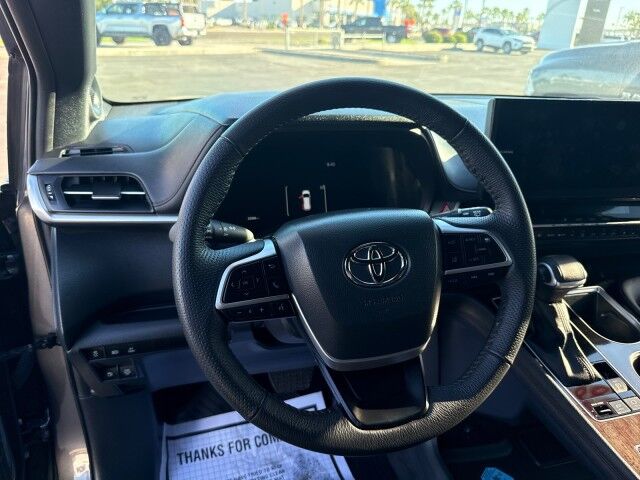 2025 Toyota Sienna Limited Yuma AZ