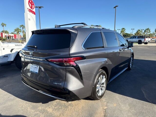 2025 Toyota Sienna Limited Yuma AZ