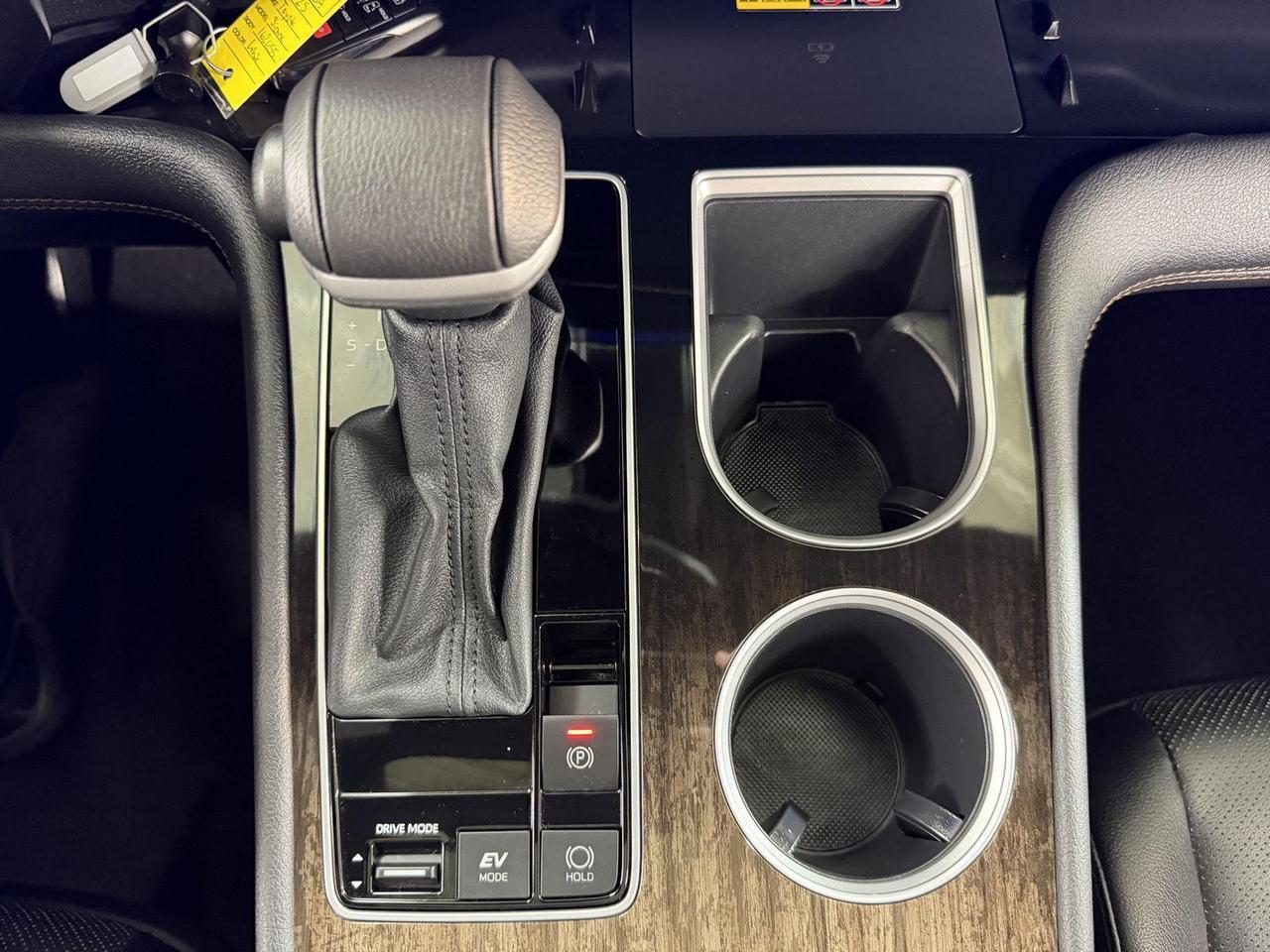 2025 Toyota Sienna Platinum 7-Passenger Annapolis MD