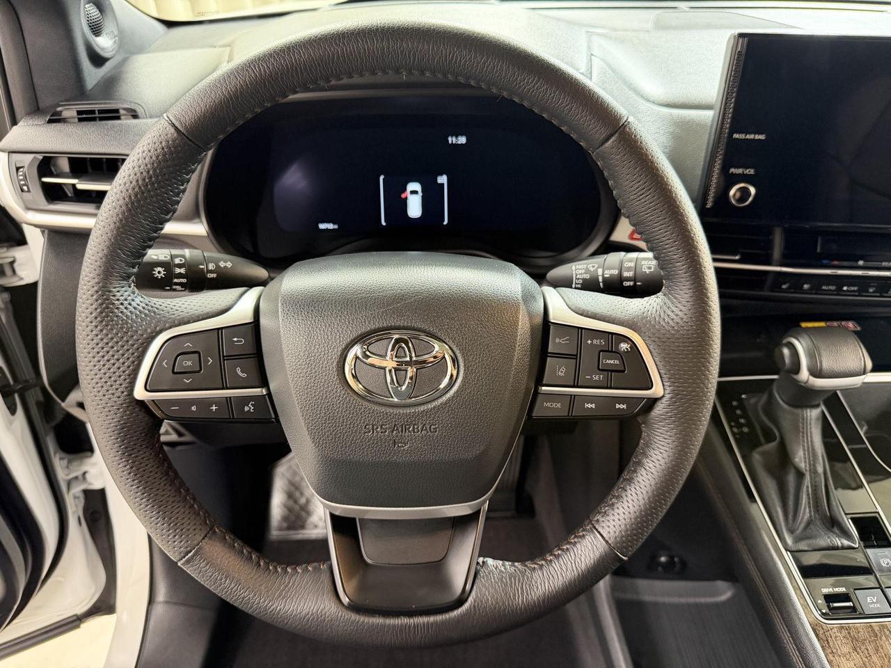 2025 Toyota Sienna Platinum 7-Passenger Annapolis MD