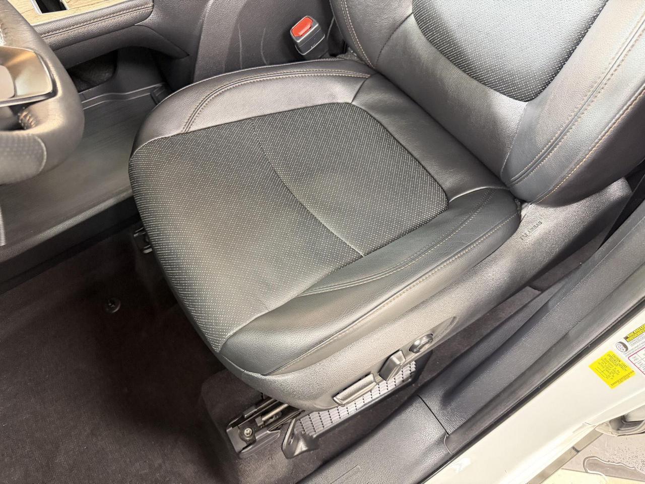2025 Toyota Sienna Platinum 7-Passenger Annapolis MD