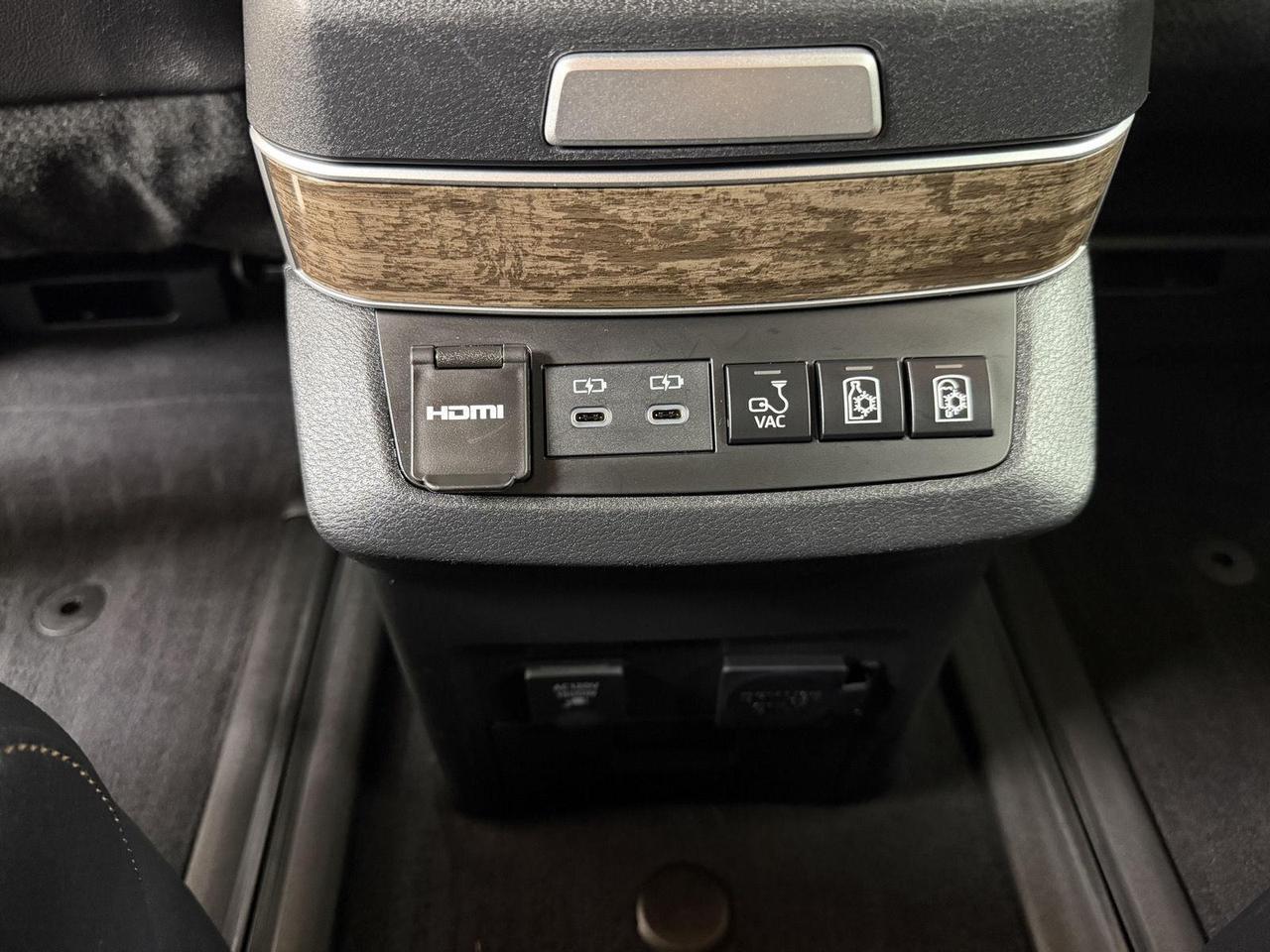 2025 Toyota Sienna Platinum 7-Passenger Annapolis MD