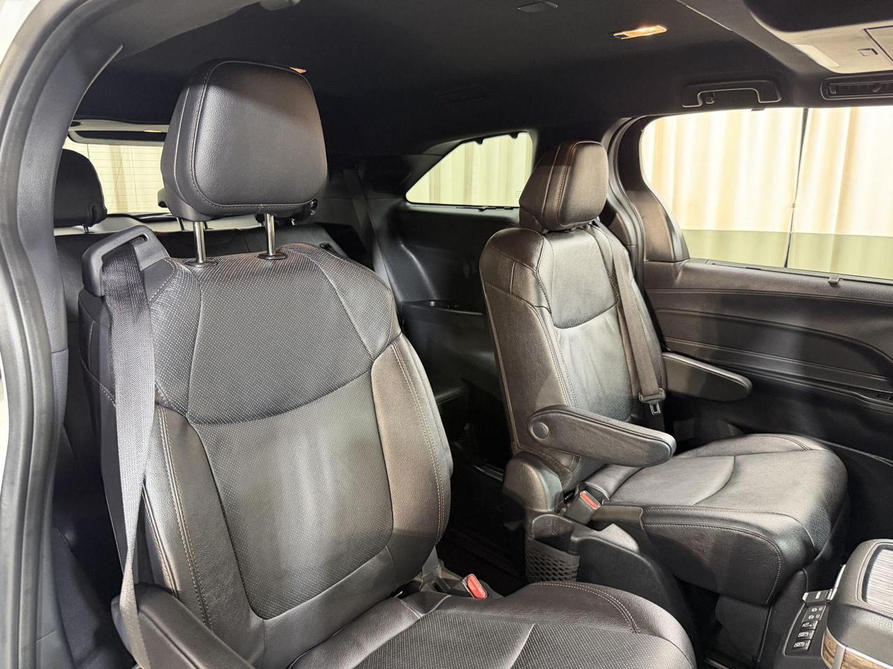 2025 Toyota Sienna Platinum 7-Passenger Annapolis MD