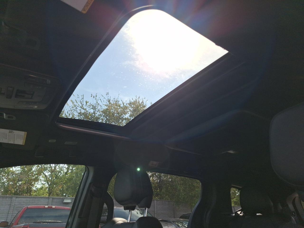 2025 Toyota Sienna Platinum Hurst TX