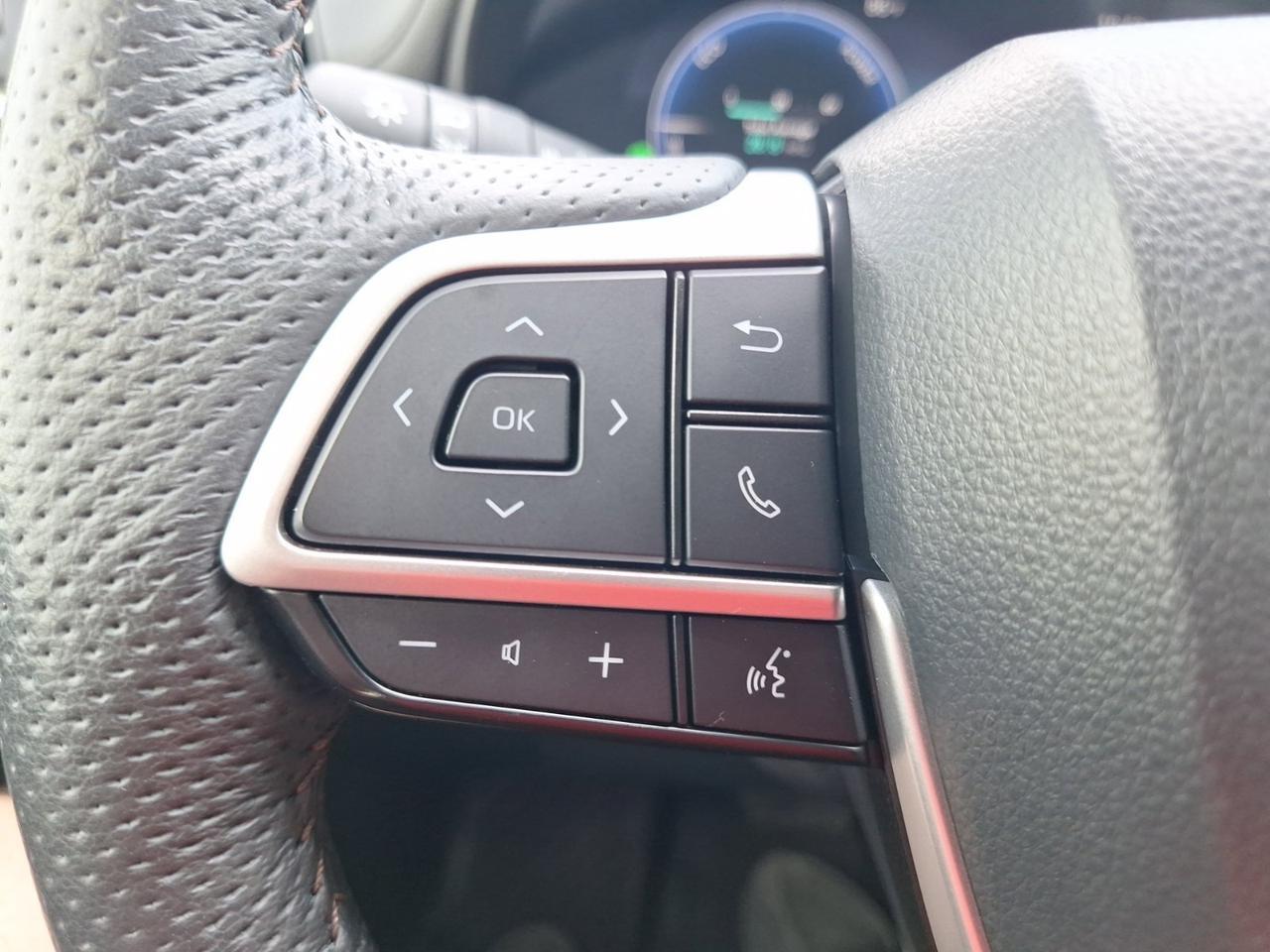2025 Toyota Sienna Platinum Hurst TX