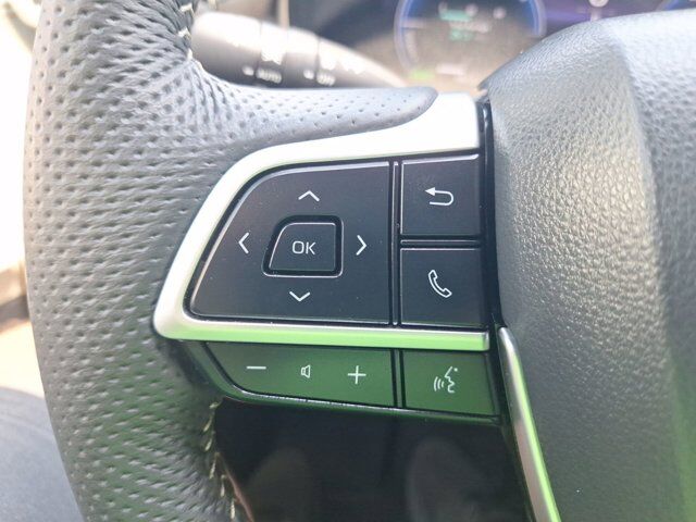 2025 Toyota Sienna Platinum Hurst TX