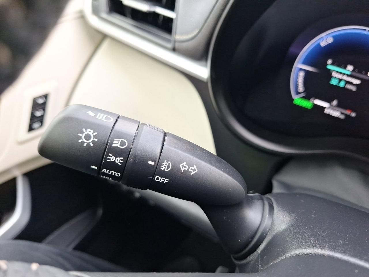 2025 Toyota Sienna Platinum Hurst TX