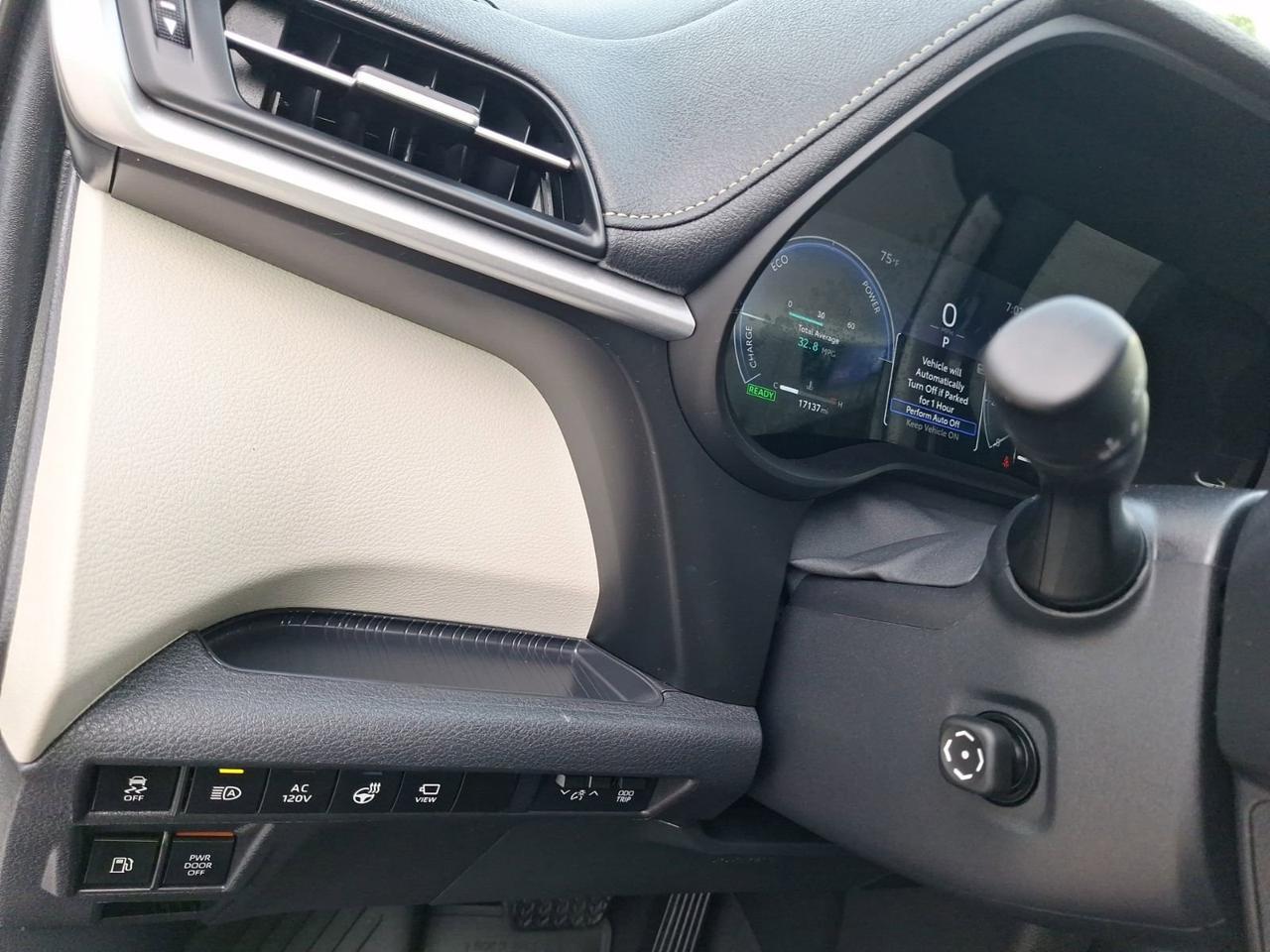 2025 Toyota Sienna Platinum Hurst TX