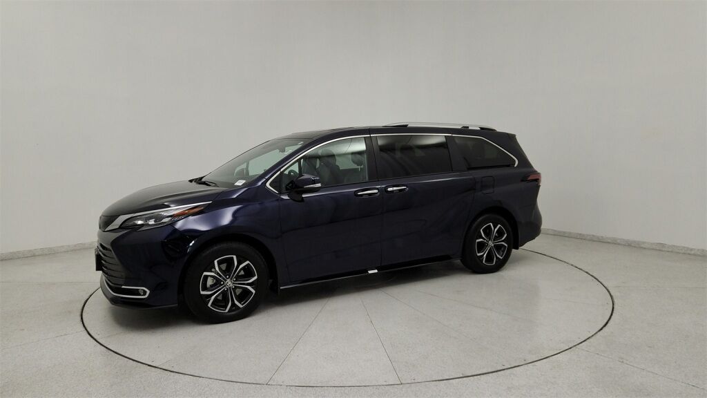 2025 Toyota Sienna Platinum Laurel MD