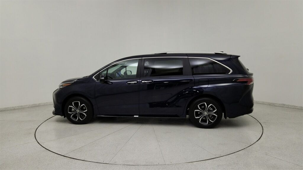 2025 Toyota Sienna Platinum Laurel MD