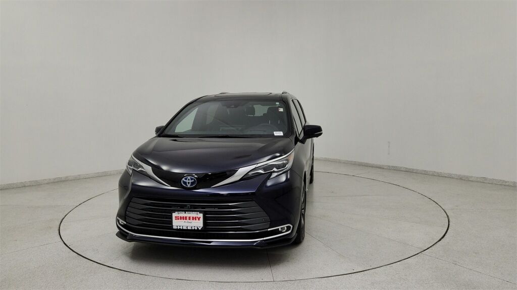 2025 Toyota Sienna Platinum Laurel MD