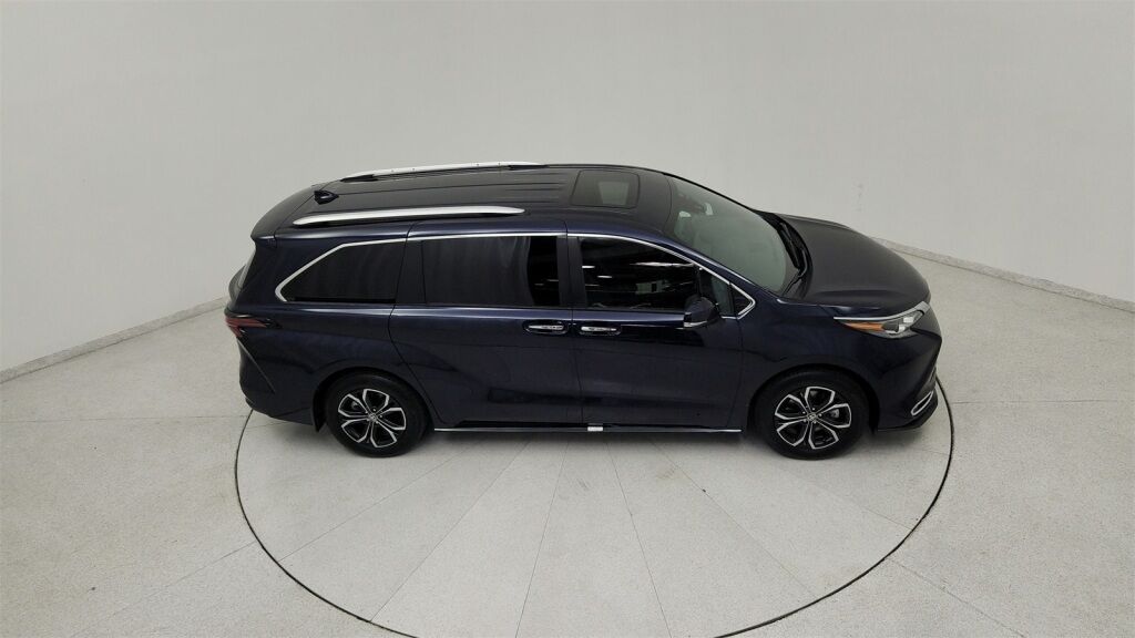 2025 Toyota Sienna Platinum Laurel MD