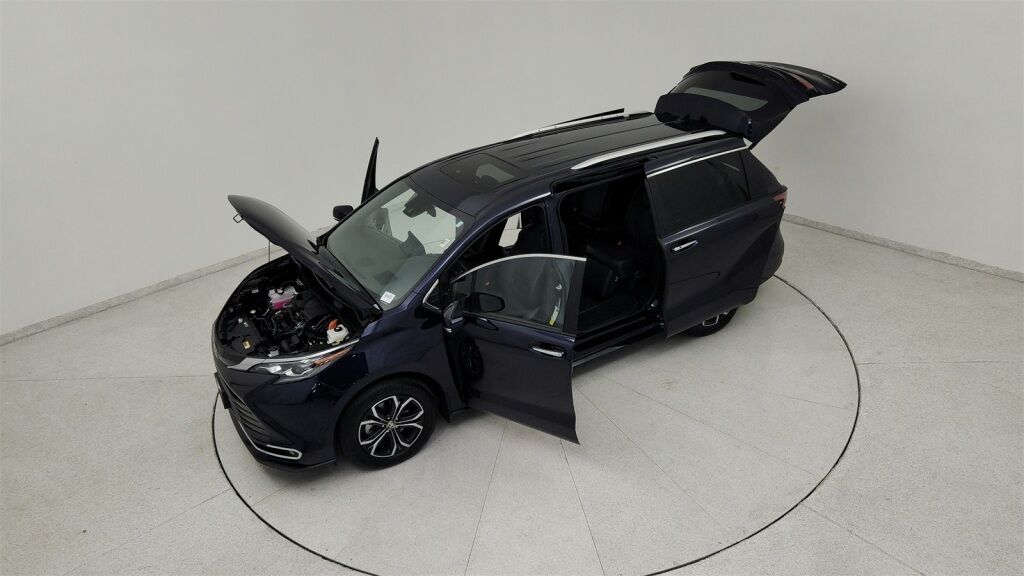 2025 Toyota Sienna Platinum Laurel MD