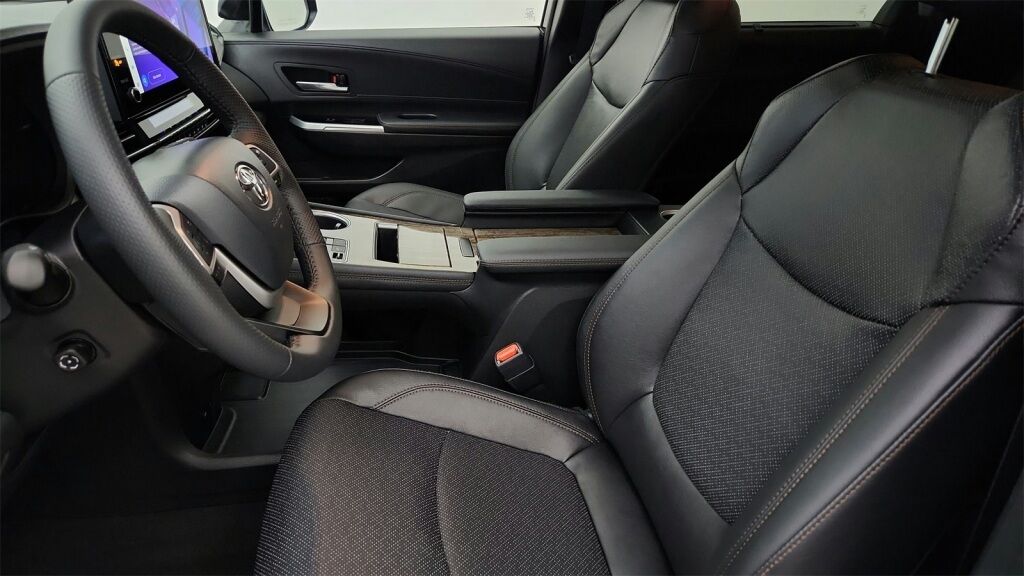 2025 Toyota Sienna Platinum Laurel MD
