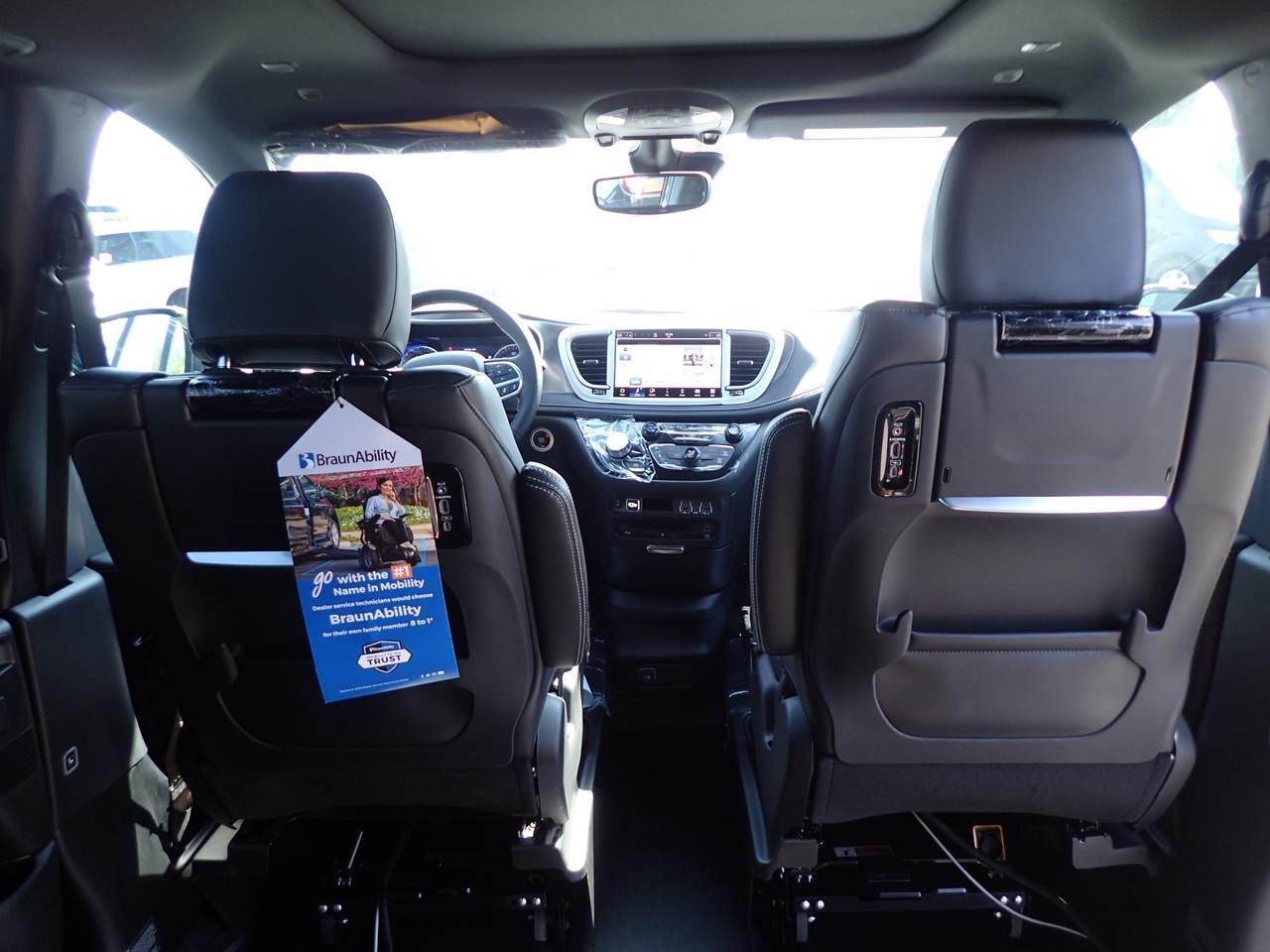 2025 Toyota Sienna Touring Plus Anaheim CA