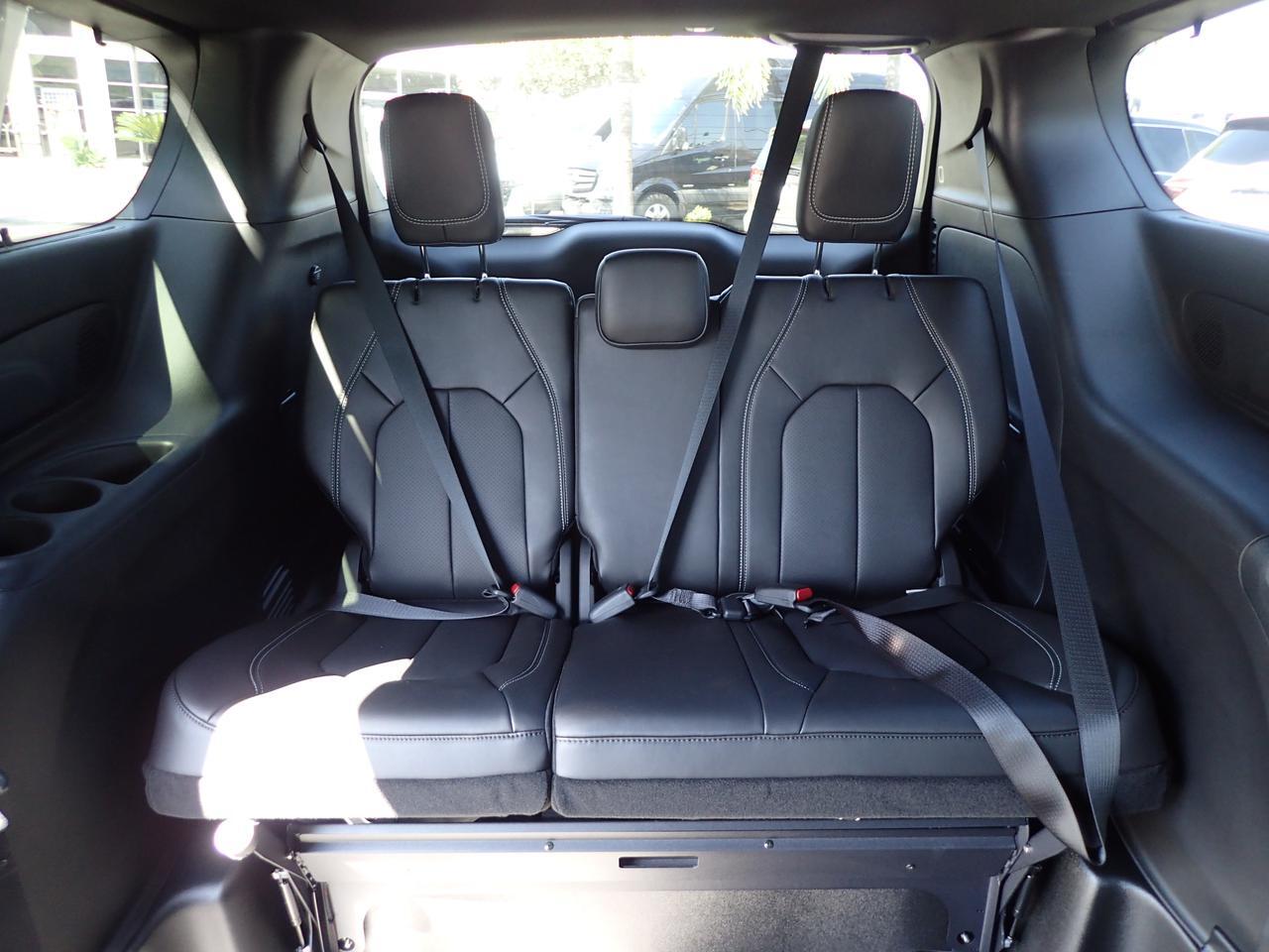 2025 Toyota Sienna Touring Plus Anaheim CA
