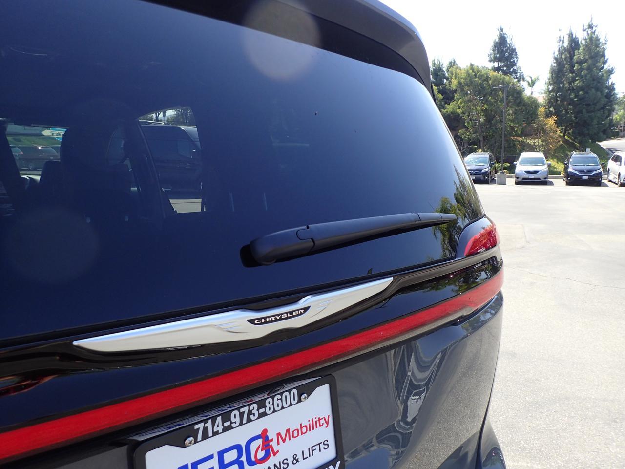 2025 Toyota Sienna Touring Plus Anaheim CA