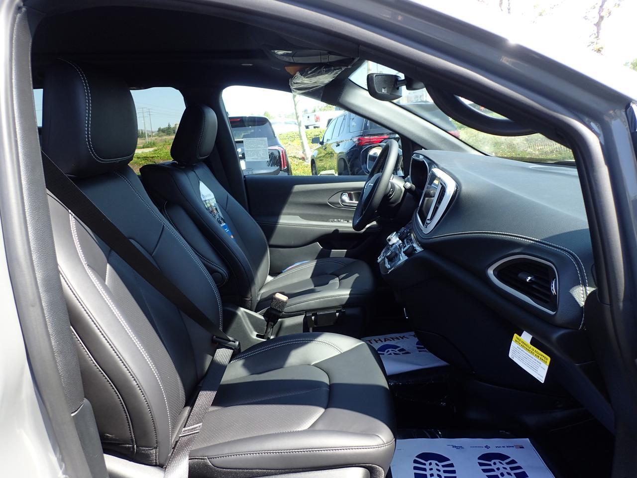 2025 Toyota Sienna Touring Plus Anaheim CA