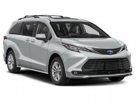 2025 Toyota Sienna Woodland Edition Hurst TX