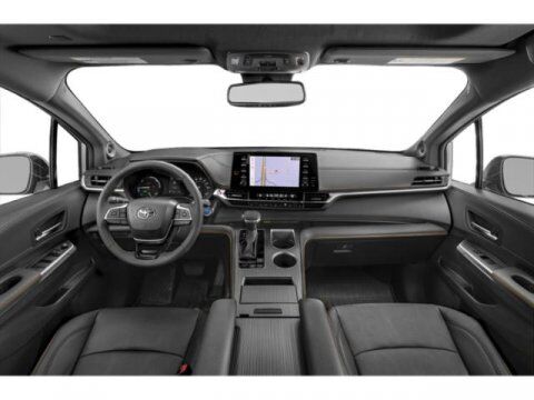 2025 Toyota Sienna Woodland Edition Hurst TX