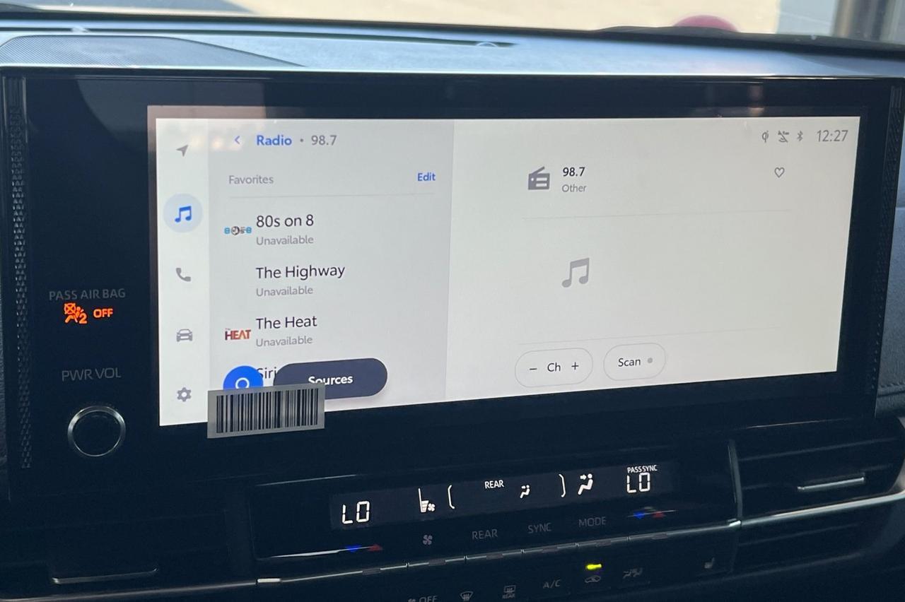 2025 Toyota Sienna Woodland Edition Ontario OR