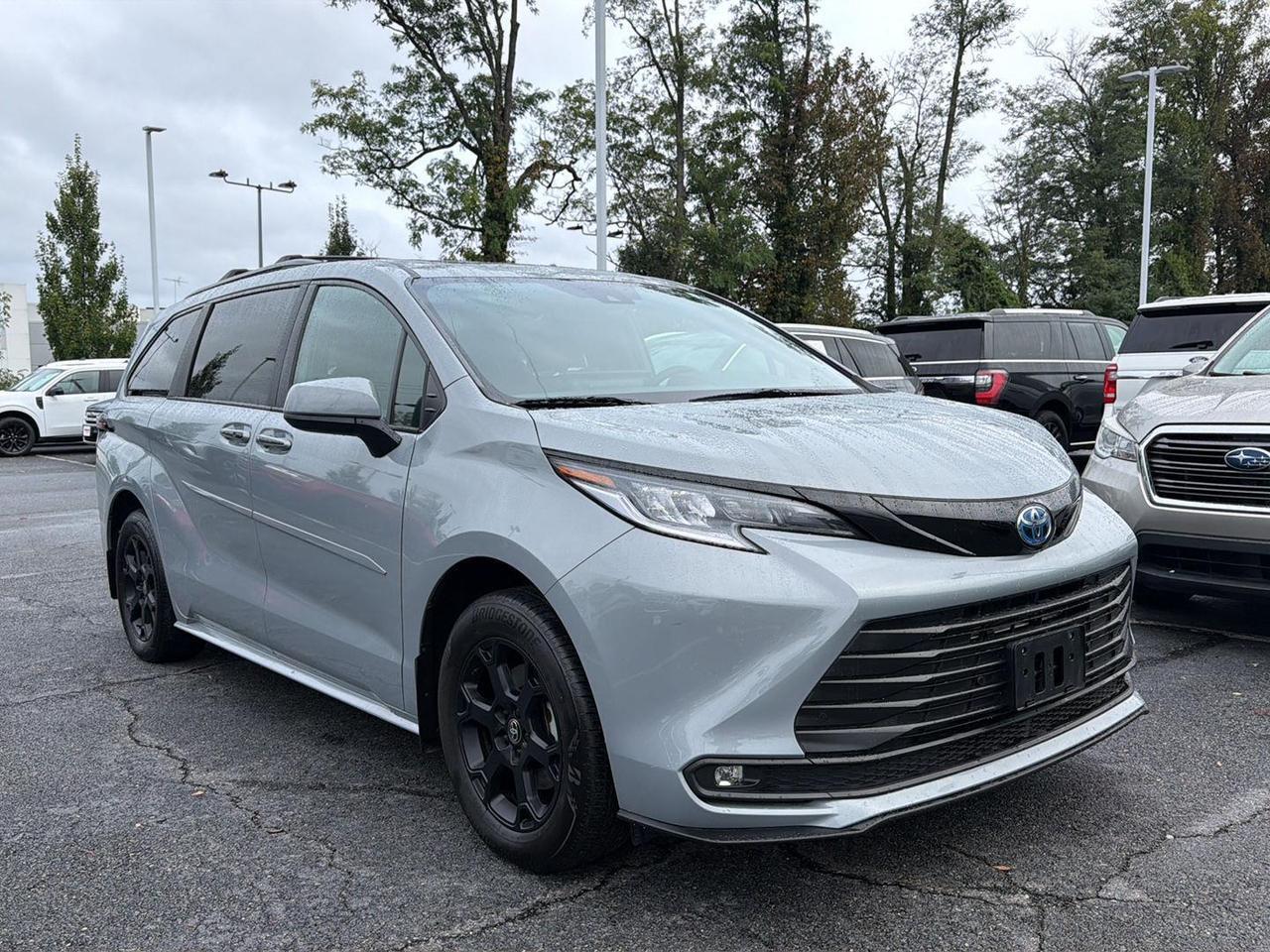 2025 Toyota Sienna Woodland Edition Gaithersburg MD