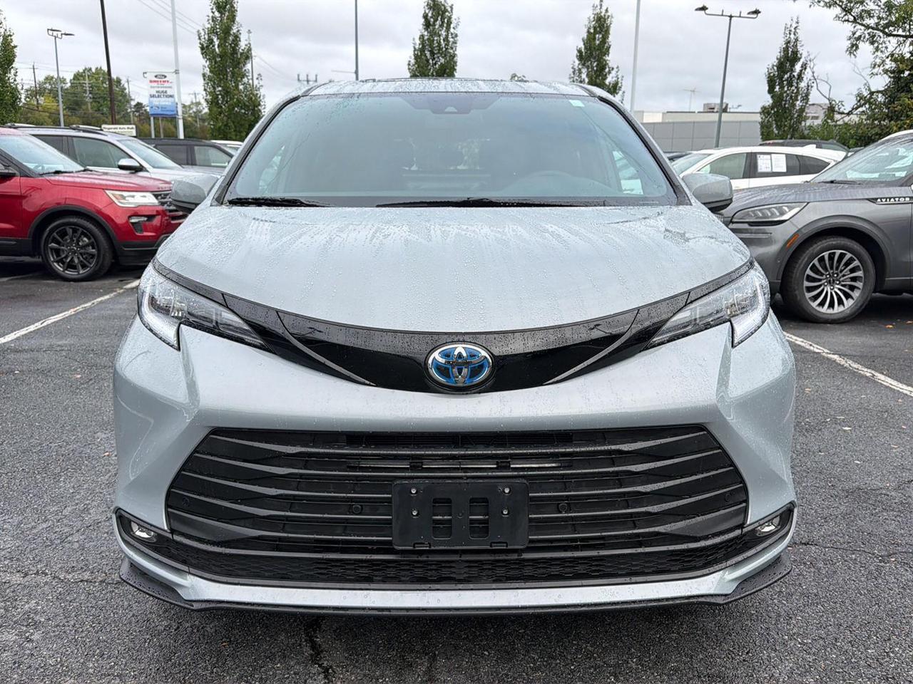 2025 Toyota Sienna Woodland Edition Gaithersburg MD