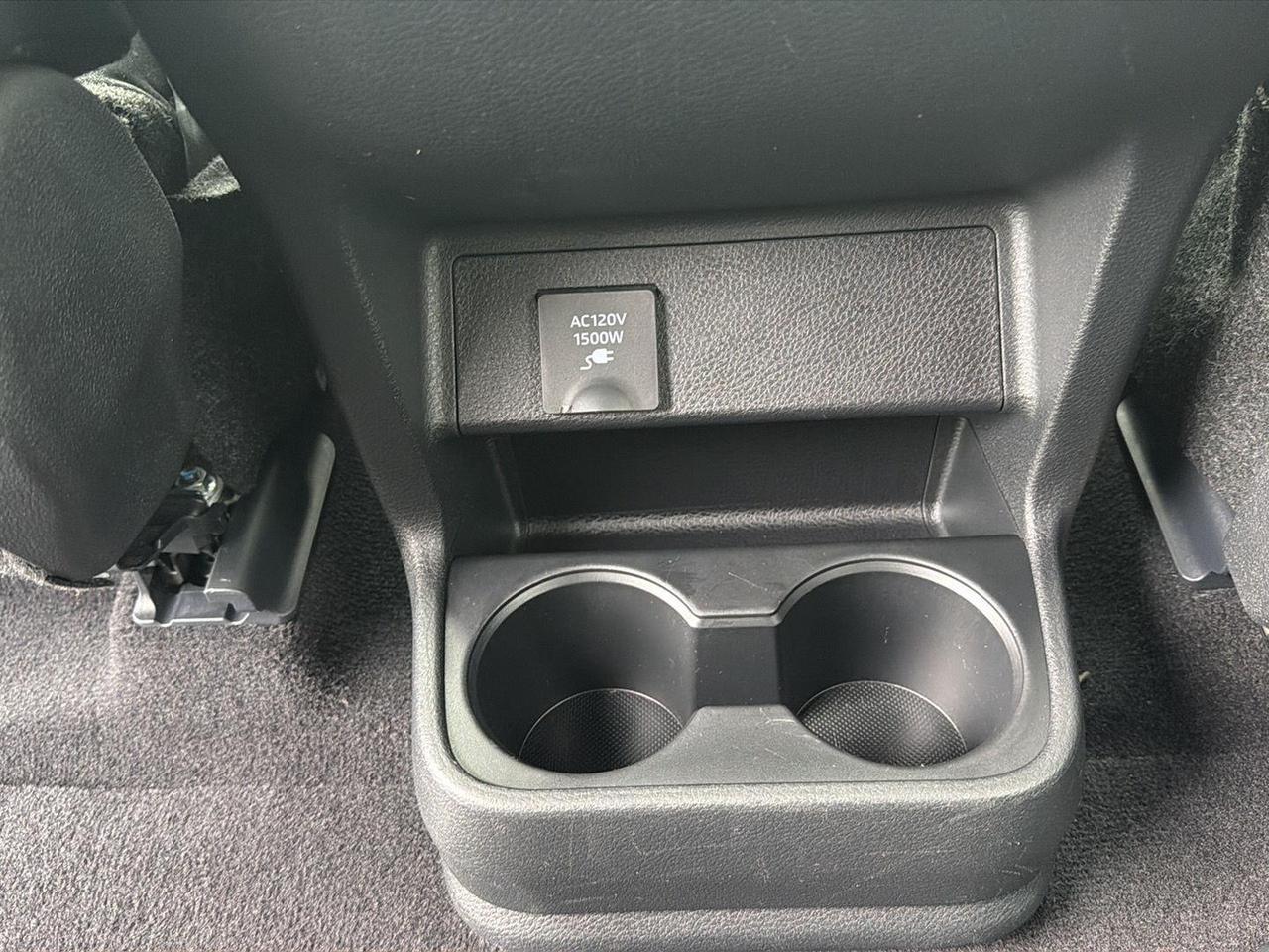 2025 Toyota Sienna Woodland Edition Gaithersburg MD