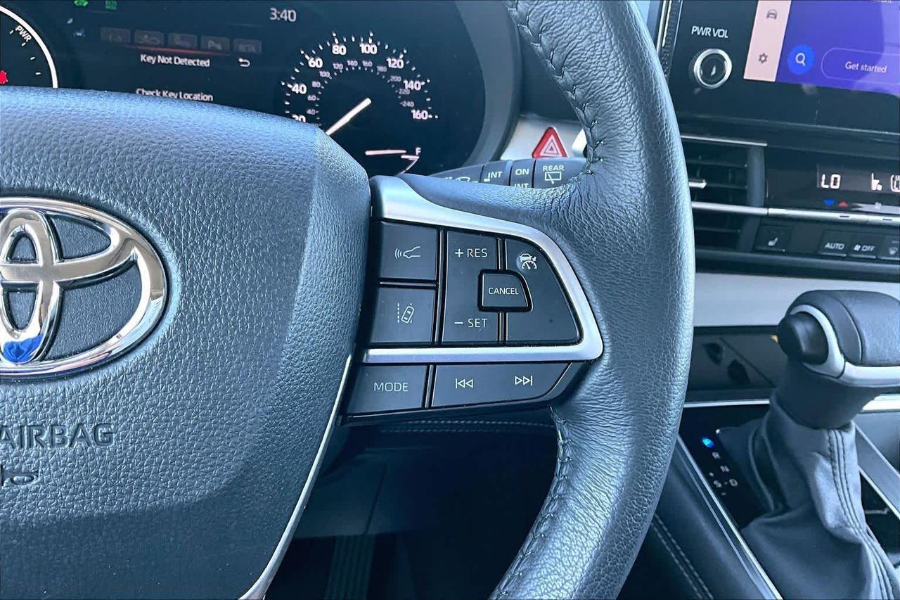 2025 Toyota Sienna XLE Folsom CA