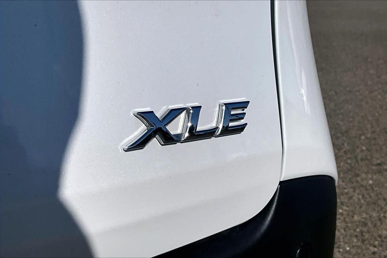 2025 Toyota Sienna XLE Folsom CA