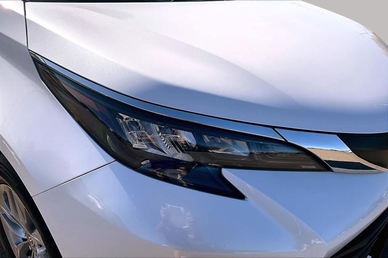 2025 Toyota Sienna XLE Folsom CA
