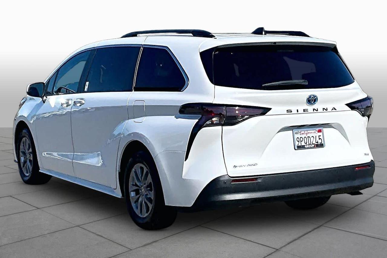 2025 Toyota Sienna XLE Folsom CA